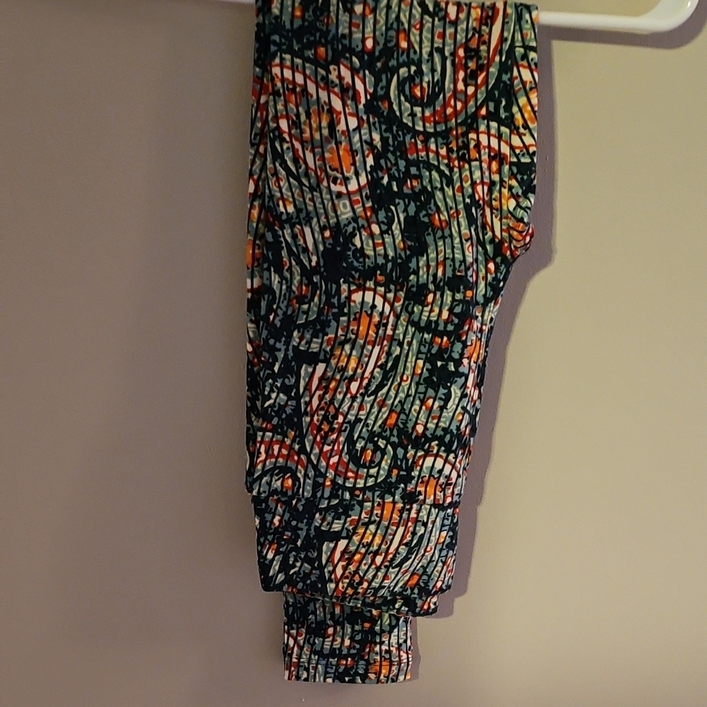 LuLaRoe Multicolor Patterned Leggings